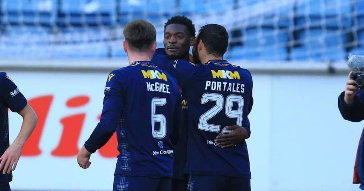 Amadou Bakayoko's Dundee travel to face Motherwell
