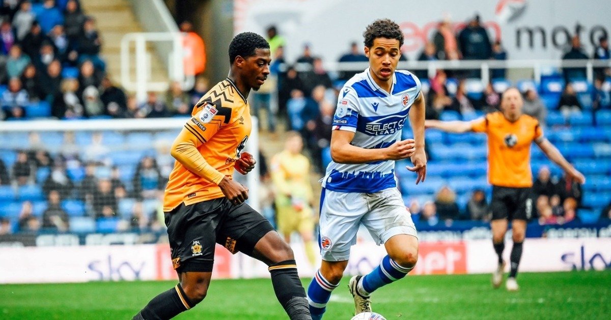 Barnsley will host Sullay Kaikai's Cambridge United in week forty-one of the English League on Friday at Oakwell Stadium.