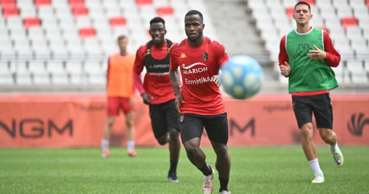 Midfielder Yayah Kallon returns to full SSC Bari training