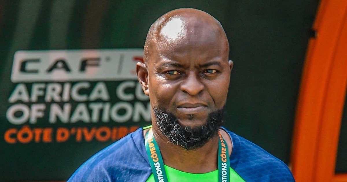 Ex-Nigerian International Finidi quits Super Eagles job