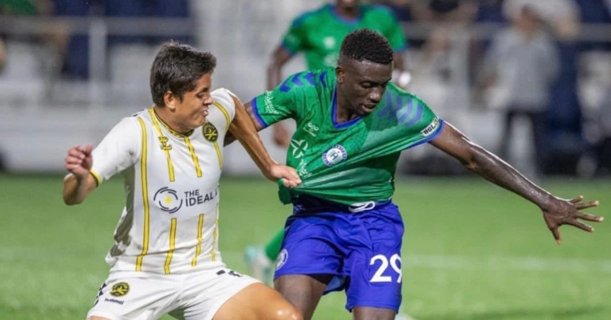 Emmanuel Samadia's Hartford share spoils with Charleston Battery