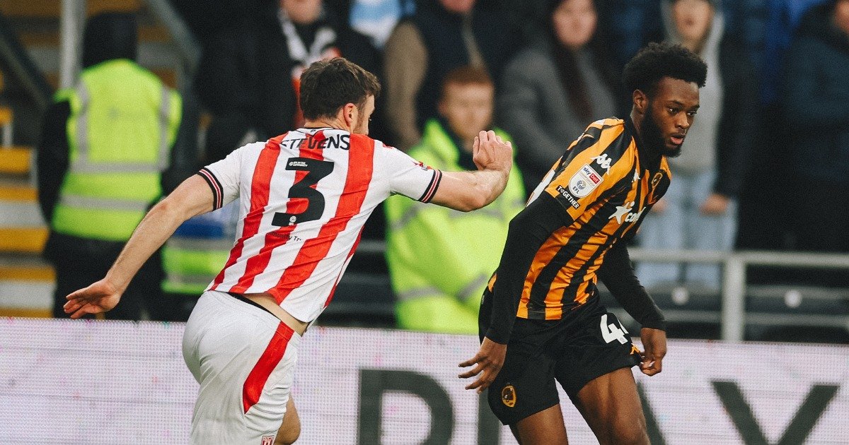 Attacker Abu Kamara helps Hull City earn a point at the Hawthorns