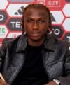 Aberdeen sign Ghanaian naitive Emmanuel Gyamfi Schalke 04