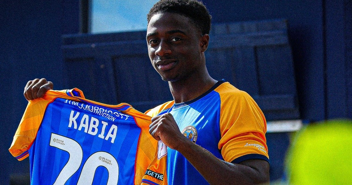 Arsenal's winger Ismeal Kabia joins Shrewsbury Town on loan