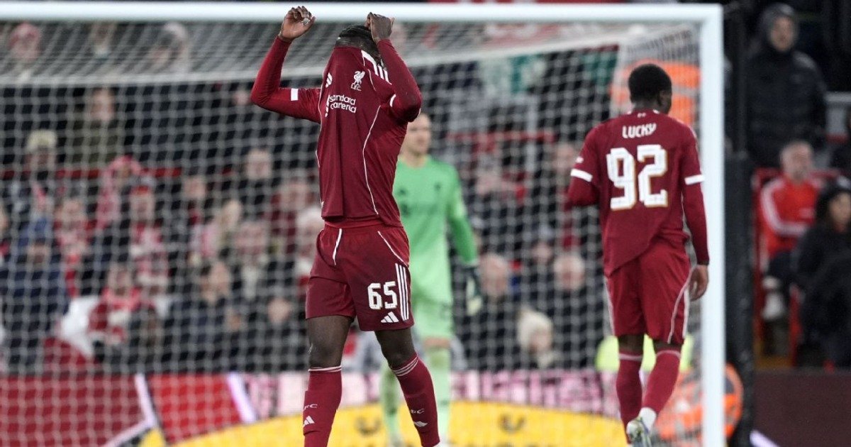 Sierra Leone native Amara Nallo sent off in defeat to Crystal Palace