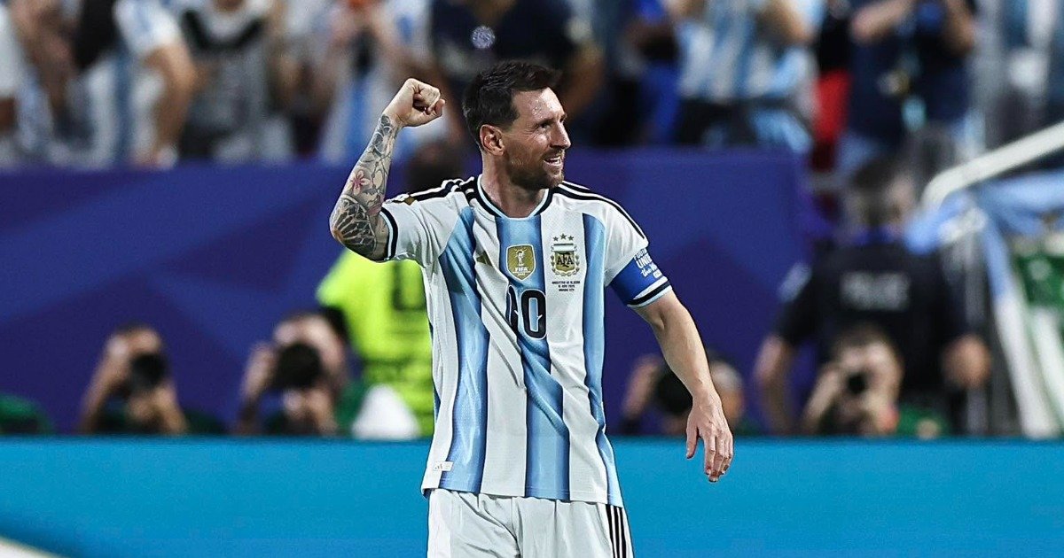 Lionel Messi's First World Cup Hat-Trick Sinks Algeria