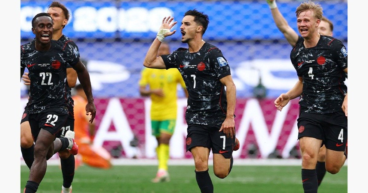 Canada reach FIFA World Cup last 16 with last-gasp winner over South Africa in Los Angeles
