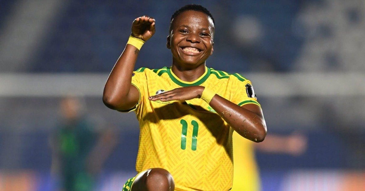 South Africa and Ghana keep World Cup qualifying hopes alive